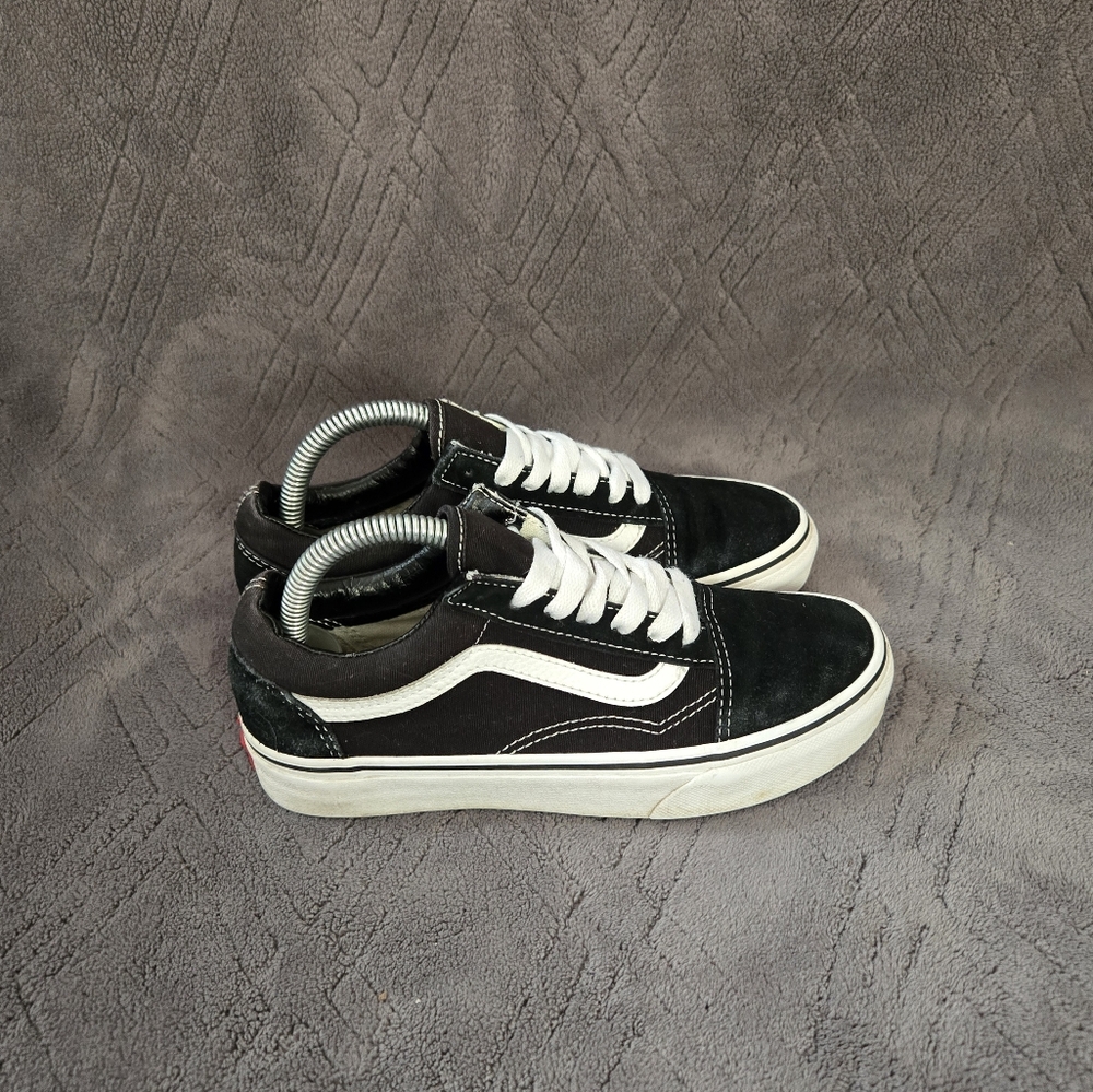 Vans Old Skool Skate Shoes Womens Sz 5.5 Skateboard Lace Up Sneakers Suede Toe.
